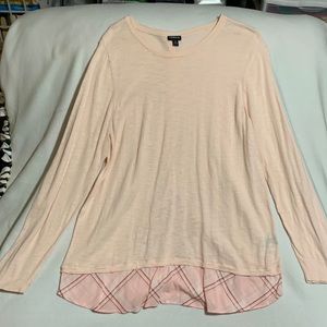 Torrid peach pink button back 2fer Sweater.